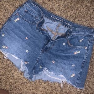 American Eagle shorts size 8